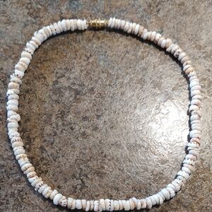 Elegant White / Tan Shelled Necklace